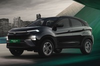 インド最量販EV、タタ『ネクソン』がADAS搭載…新グレード「DARK」も誕生 画像