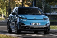 日産『マイクラ』新型、全車EVで約320万円から…英国で予約開始 画像
