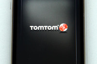 iPhone用TomTomアプリ使ってみた…ダウンロードに8時間! 画像