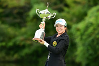 トーヨータイヤがサポートする堀琴音選手、日本女子オープンでメジャー初制覇 画像