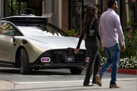世界初の個人所有が可能、レベル4自動運転「ロボカー」に新展開…ライドシェアで収益化へ 画像