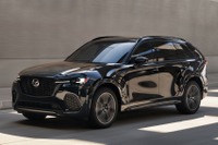 マツダ『CX-70』、ブラックエンブレムなどでスポーツ性を強化…米2026年モデル 画像