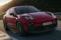 ポルシェ初の電動「GTS」、EVの『マカン』新型に…571馬力のオーバーブーストパワー 画像