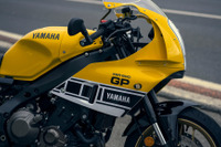 往年のファン号泣？ 黄色い「ストロボカラー」の新型ヤマハ『XSR900GP』が初公開！“キング・ケニー”に敬意 画像