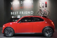 マツダ『ビジョン・クロスコンパクト』発表、共感型AIで人とクルマの絆を深化…ジャパンモビリティショー2025 画像