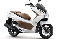 15年ぶりのグローバル戦略車は、バリューフォーマネー…ホンダ PCX 画像