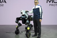 スズキの次世代四脚モビリティ「MOQBA2」、BASFとサステナブル素材を共同開発…ジャパンモビリティショー2025 画像