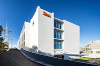 スタンレー電気、技術研究所新棟が横浜に完成…ナノテクノロジー活用で次世代光技術開発へ 画像