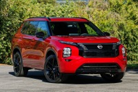 日産が北米初のPHEV『ローグ』発表、三菱『アウトランダー』のOEMに…ロサンゼルスモーターショー2025 画像