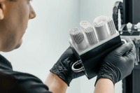 新東工業、ボッシュ子会社のセラミック積層造形受託製造事業を買収 画像