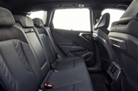 BMW『X3』609台をリコール…ヘッドレストが頭部を十分に保護できないおそれ 画像