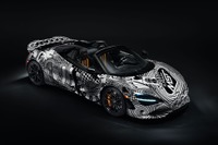 マクラーレン『750S』、1台限りの「プロジェクトViva」発表…ラスベガスの夜景をモノクロで表現 画像