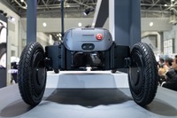 ヒョンデ、量産型モビリティロボット「MobED」を初公開…2025国際ロボット展 画像