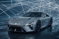 レクサス『LFA』後継はEVに、「LFAコンセプト」世界初公開…低重心・軽量・高剛性を追求 画像