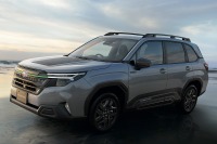 スバルの株価が反落、『フォレスター』カー・オブ・ザ・イヤー選出も反応薄 画像