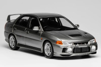 『ランエボIV』を18分の1ダイキャストミニカーで精巧再現、開閉機構付きで発売 画像