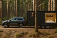 タイヤ付きの移動ホテル、熱海市ACAO FORESTに可動式キャビン5棟が2026年開業へ…夜間はEVから電力供給 画像