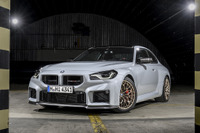 BMW『M2 CS』、Mパフォーマンス・パーツ装着車を日本初公開へ…東京オートサロン2026 画像