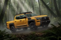 三菱『トライトン』に「サバナ」、シュノーケルや専用ラリーイエロー採用…ブラジル限定 画像