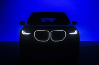 BMW『X3』に入門仕様「20ピュアデザイン」、光るキドニーグリル標準…南アフリカ 画像