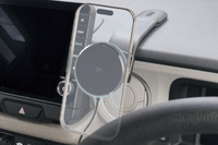 スマホホルダーは“ダッシュの上からロングアーム”が新定番!? その注目作を3品公開！［特選カーアクセサリー名鑑］ 画像