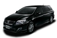 トヨタ カローラフィールダー に黒い特別仕様 画像