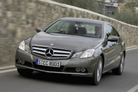 メルセデスベンツ、E250 CGI セダン&クーペ日本発売…セダンは輸入ガソリン車で初のエコカー減税も 画像