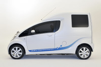 【東京モーターショー09】三菱 i-MiEVカーゴ、欧州で定番 画像