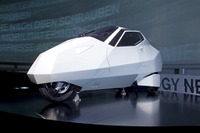 BMWから3輪コンセプト、「シンプル」登場…4輪&2輪メーカーの底力 画像