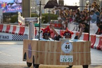 ［写真蔵］レッドブル・ボックスカートレース…面白マシン その2 画像