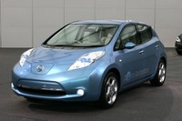 【東京モーターショー09】日産リーフ…風切り音を減らす 画像