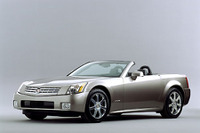 【デトロイトショー2003出品車】キャデラック『XLR』はメルセデスベンツ『SL』を上回る 画像