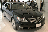 新車販売、軒並み2ケタ増…10月ブランド別 画像
