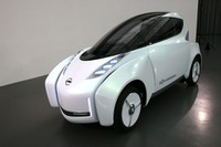 【東京モーターショー09】タンデム2シーターの提案…日産 ランドグライダー 画像