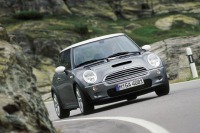 「小さくても安全を証明!!」MINIが最高評価に 画像