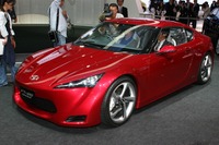 【東京モーターショー09】FT-86 のスバルバージョン、販売予定あり 画像
