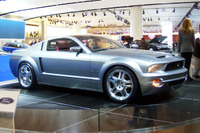 【デトロイトショー2003速報】伝統デザインをそのまま…フォード『マスタングGT』 画像