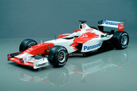 【トヨタF1ドリーム】新型車「TF103」と2003年体制を発表 画像