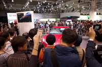 【東京モーターショー09】クレームがついた! トヨタとホンダの展示だが… 画像