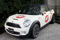 MINIのコラボモデルが自動車デザインセミナーに出展 画像