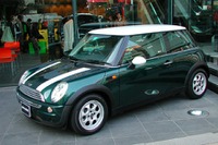 BMW“MINI”に最もふさわしい有名人は? 画像