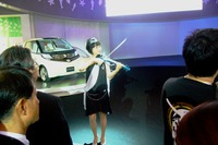 【東京モーターショー09】人気のトヨタブース、「お客様目線」も善し悪し 画像