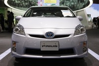 新車販売台数、1-2位が登録車で軽自動車は苦戦…10月実績 画像