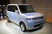 ホンダの2002年実績、軽販売はなぜかマイナス 画像