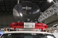 世界のはたらくじどうしゃ…エルグランド 衛星中継車は8000万円以上 画像