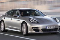 ポルシェ パナメーラ と 911カレラ にオートトロフィー 画像