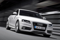 アウディ A4 と A5、HDDナビ標準装備化 画像