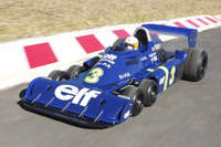 ［お年玉はこれに使おう］6輪F1、電動RCで登場 画像
