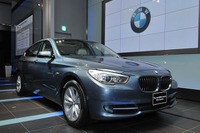 【BMW グランツーリスモ 発表】テールゲートの開き方 画像