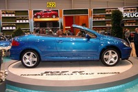 【ジュネーブショー2003写真蔵】期待のプジョー『307CC』がわかる 画像